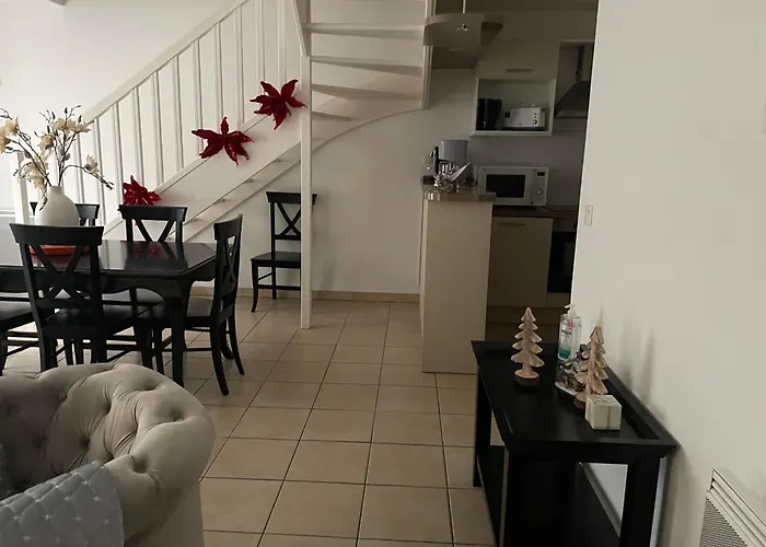 Superbe Appartement En Hyper Centre, Proche Plage